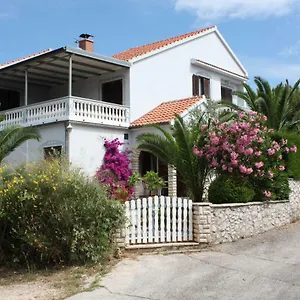 Misic , Zdrelac Croatia